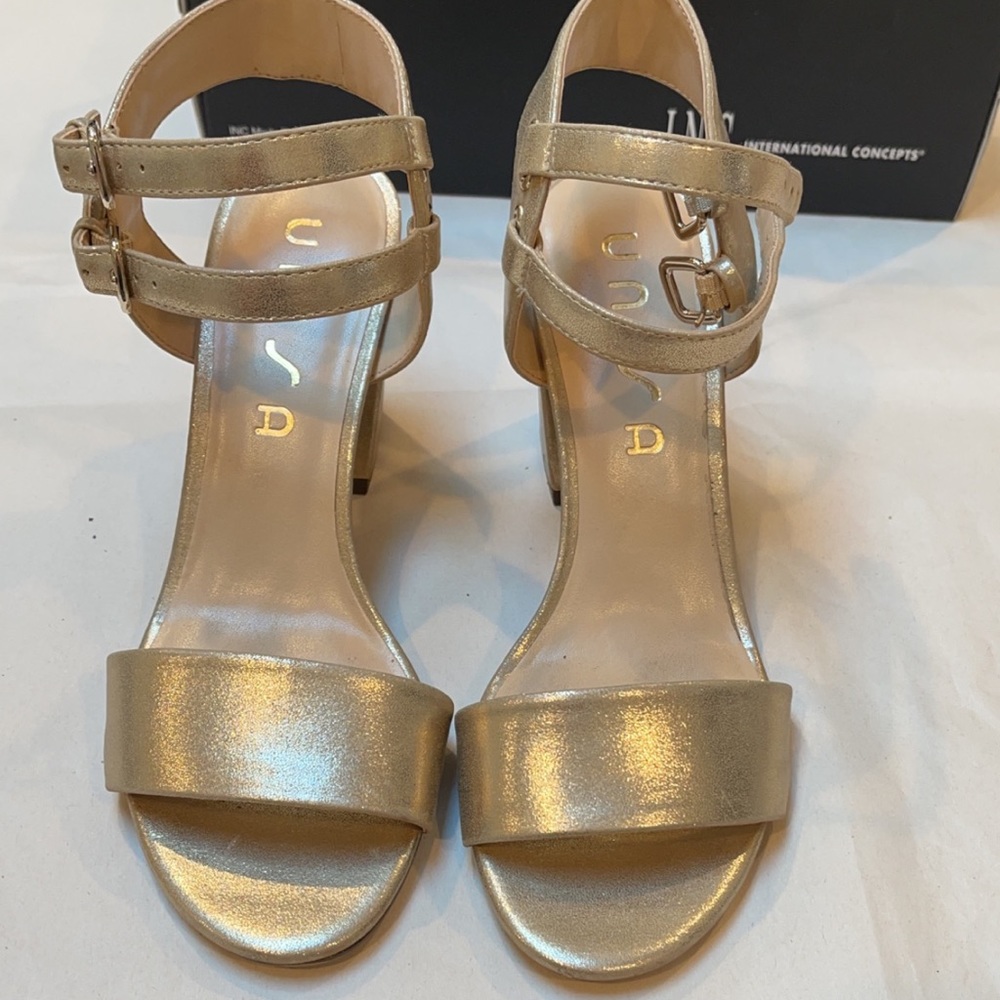 Unisa Reiaa Metallic Gold Strappy Sandals - Picture 3 of 14